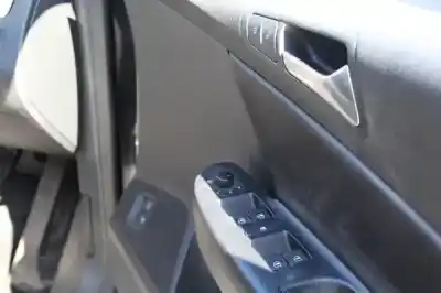 Здавання транспортного засобу volkswagen passat variant (3c5) 1.9 tdi року 2009 потужний 