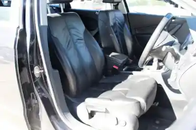 Здавання транспортного засобу volkswagen passat variant (3c5) 1.9 tdi року 2009 потужний 