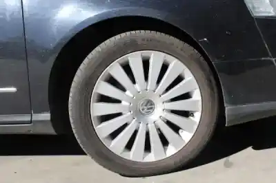 Здавання транспортного засобу volkswagen passat variant (3c5) 1.9 tdi року 2009 потужний 