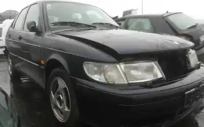 Veículo de Sucata SAAB 9-3 (YS3D) 2.2 TiD do ano 2001 alimentado D223L