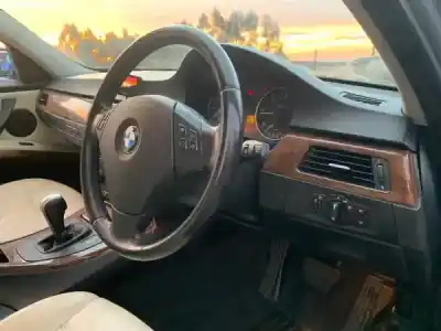 Veículo de Sucata bmw 3 touring (e91) 320 d do ano 2005 alimentado m47 d20 (204d4)