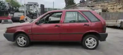 Veículo de Sucata fiat tipo hatchback (160_) 1.4 (160.ac) gasolina 5p do ano 1993 alimentado 