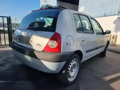 Veicolo di demolizione renault clio ii (bb_, cb_) 1.2 (bb0a bb0f bb10 bb1k bb28 bb2d bb2h cb0a.... dell'anno 0 alimentato d7f 710