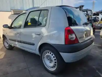 Veicolo di demolizione renault clio ii (bb_, cb_) 1.2 (bb0a bb0f bb10 bb1k bb28 bb2d bb2h cb0a.... dell'anno 0 alimentato d7f 710
