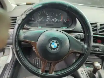 Scrapping Vehicle bmw 3 touring (e46) 320 d of the year 2000 powered m47 d20 (204d1)