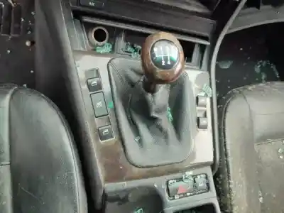 Scrapping Vehicle bmw 3 touring (e46) 320 d of the year 2000 powered m47 d20 (204d1)