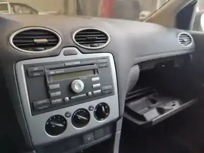 Sloopvoertuig ford focus ii sedán (db_, fch, dh) 1.4 van het jaar 2005 aangedreven 0