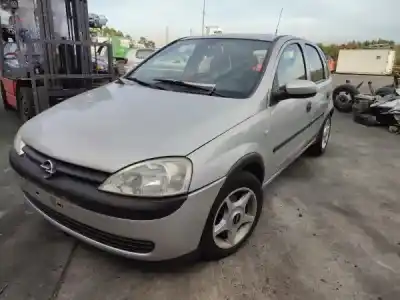 Véhicule à la ferraille opel corsa c (x01) 1.0 (f08, f68) de l'année 2001 alimenté x 10 xe Véhicule à la ferraille opel corsa c (x01) 1.0 (f08, f68) de l'année 2001 alimenté x 10 xe