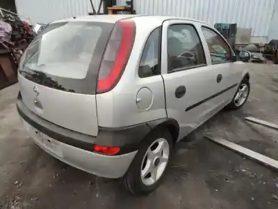 Véhicule à la ferraille opel corsa c (x01) 1.0 (f08, f68) de l'année 2001 alimenté x 10 xe Véhicule à la ferraille opel corsa c (x01) 1.0 (f08, f68) de l'année 2001 alimenté x 10 xe