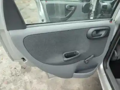 Véhicule à la ferraille opel corsa c (x01) 1.0 (f08, f68) de l'année 2001 alimenté x 10 xe Véhicule à la ferraille opel corsa c (x01) 1.0 (f08, f68) de l'année 2001 alimenté x 10 xe