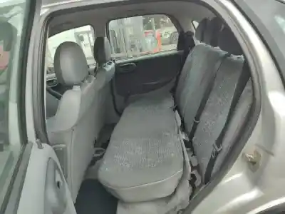 Véhicule à la ferraille opel corsa c (x01) 1.0 (f08, f68) de l'année 2001 alimenté x 10 xe Véhicule à la ferraille opel corsa c (x01) 1.0 (f08, f68) de l'année 2001 alimenté x 10 xe