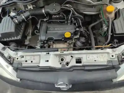 Véhicule à la ferraille opel corsa c (x01) 1.0 (f08, f68) de l'année 2001 alimenté x 10 xe Véhicule à la ferraille opel corsa c (x01) 1.0 (f08, f68) de l'année 2001 alimenté x 10 xe