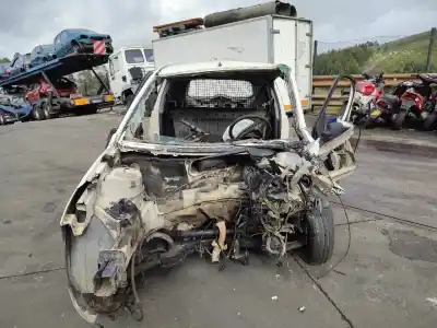 Véhicule à la ferraille FORD                                               FIESTA VI VAN                                                                                                                                                                                                                                              1.4 TDCi                                                                                                                                                                                                                                                   de l'année 0 alimenté 