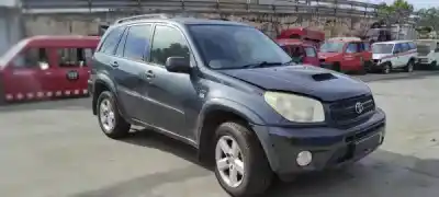 Veículo de Sucata toyota rav4 (a2) 2.0 d-4d 4wd do ano 2005 alimentado 1cd-ftv