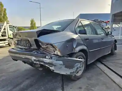 Veículo de Sucata bmw 3 (e36) 316 i do ano 1993 alimentado m43 b16 (164e2)