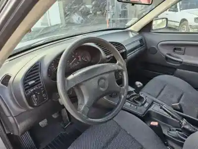 Veículo de Sucata bmw 3 (e36) 316 i do ano 1993 alimentado m43 b16 (164e2)