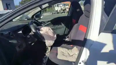 Veículo de Sucata renault zoe (bfm_) zoe (bfmc. bfmd) elétrico 2020 5p do ano 2020 alimentado 