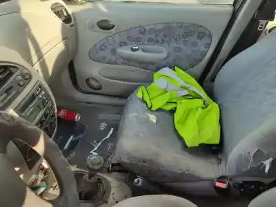 Здавання транспортного засобу ford fiesta iv (ja_, jb_) 1.25 i 16v року 0 потужний dha