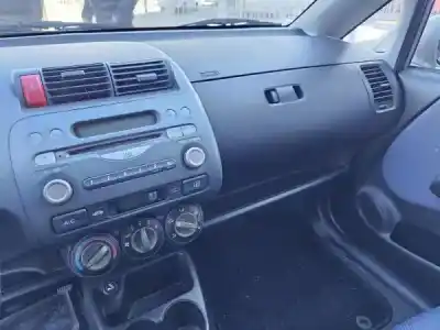 Scrapping Vehicle honda jazz ii (gd_, ge3, ge2) 1.2 i-dsi (gd5 ge2) of the year 0 powered l12a1