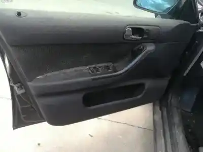 Veículo de Sucata audi a3 (8l1) 122 (bj10_) gasolina 2000 5p do ano 2000 alimentado 