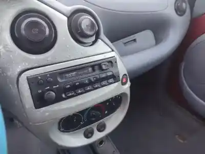 Véhicule à la ferraille ford ka (rb_) 1.3 i de l'année 1997 alimenté 0