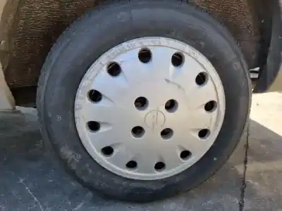 Veículo de Sucata opel corsa a (1983->) 1.2 n do ano 1992 alimentado 12 nv