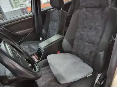 Vehicul casat mercedes-benz classe c carrinha (s202) c 200 t cdi (202.194) gasóleo 1999 5p al anului 1999 alimentat om 611.960