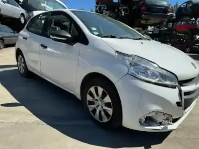 Здавання транспортного засобу peugeot 208 caixa (cr_) 1.6 hdi 92 року 2017 потужний bhw (dv6fe)