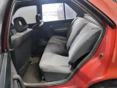 Veículo de Sucata renault   do ano 0 alimentado c1g 730