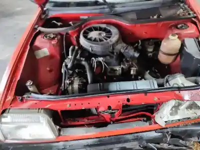 Veículo de Sucata renault   do ano 0 alimentado c1g 730