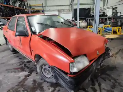 Veículo de Sucata renault   do ano 0 alimentado c1g 730