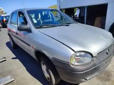 Veículo de Sucata opel corsa b (s93) 1.0 i 12v (f08. f68. m68) do ano 2000 alimentado x 10 xe