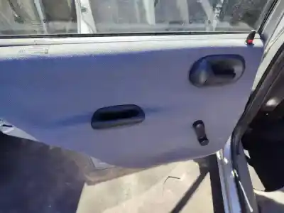 Veículo de Sucata opel corsa b (s93) 1.0 i 12v (f08. f68. m68) do ano 2000 alimentado x 10 xe