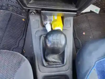 Veículo de Sucata nissan primera berl./ traveller (p10/w10) 2.0 gx berlina (a.e) [2.0 ltr. - 55 kw diesel] do ano 0 alimentado cd20