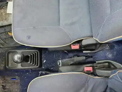 Veicolo di demolizione peugeot                                            106 i (1a, 1c)                                                                                                                                                                                                                                             1.0                                                                                                                                                                                                                                                        dell'anno 0 alimentato cdz (tu9m)