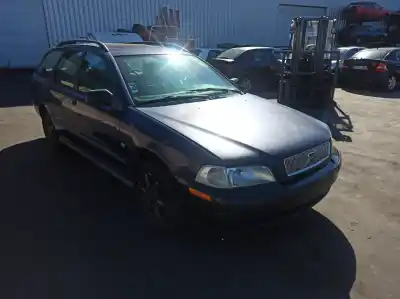 Здавання транспортного засобу volvo v40 combi (vw) 1.9 td gasóleo 1997 5p року 1997 потужний d 4192 t