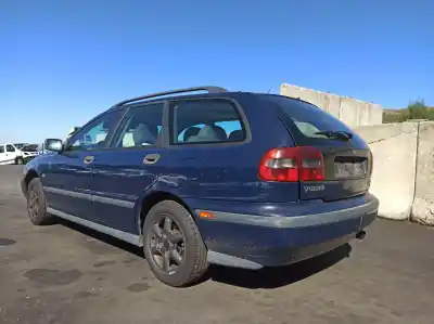 Здавання транспортного засобу volvo v40 combi (vw) 1.9 td gasóleo 1997 5p року 1997 потужний d 4192 t