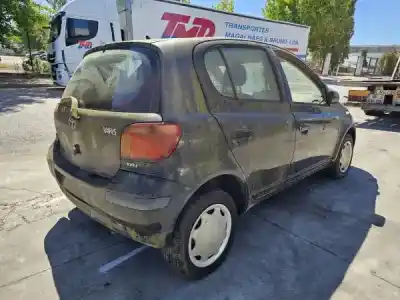Veículo de Sucata toyota yaris (_p1_) 1.0 (scp10_) do ano 2004 alimentado 1sz-fe