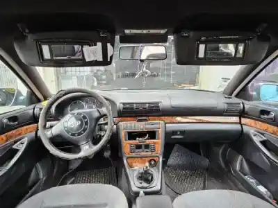 Scrapping Vehicle audi a4 b5 (8d2) 1.9 tdi of the year 2001 powered afn