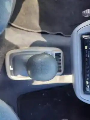 Veículo de Sucata renault twingo i (c06_) 1.2 (c063 c064) do ano 1994 alimentado c3g 700|c3g 702