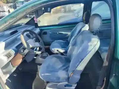 Veículo de Sucata renault twingo i (c06_) 1.2 (c063 c064) do ano 1994 alimentado c3g 700|c3g 702