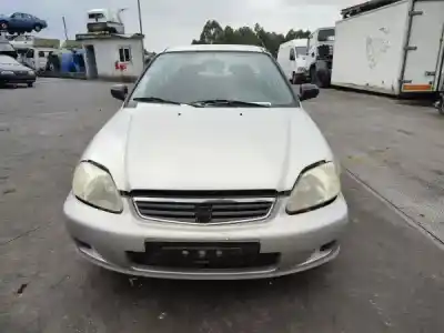 Veículo de Sucata honda civic berlina 3/4 (ej/ek) 1.4 s 4 dream berlina (ej9) do ano 1999 alimentado 