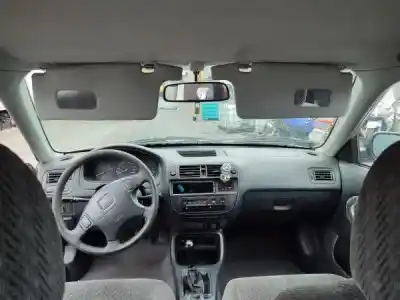 Veículo de Sucata honda civic berlina 3/4 (ej/ek) 1.4 s 4 dream berlina (ej9) do ano 1999 alimentado 