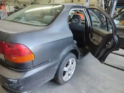 Vehicul casat honda civic berlina 3/4 (ej/ek) 1.5 ls vtec 3 berlina (ek3) al anului 1999 alimentat d15z4|d15z6|d15z7