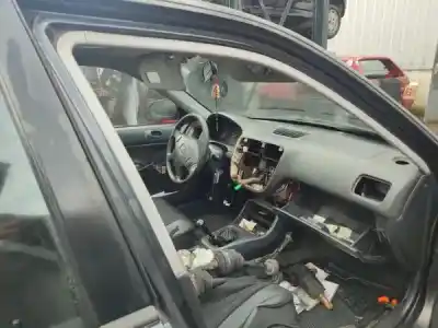 Vehicul casat honda civic berlina 3/4 (ej/ek) 1.5 ls vtec 3 berlina (ek3) al anului 1996 alimentat d15z4|d15z6|d15z7