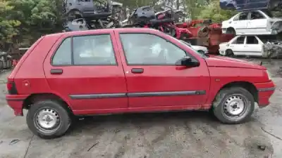 Veicolo di demolizione renault clio i (b/c57_, 5/357_) 1.2 (b/c/s57a b/c57s 5/357f 5/357j 5/357l 5/357r) dell'anno 1994 alimentato  Veicolo di demolizione renault clio i (b/c57_, 5/357_) 1.2 (b/c/s57a b/c57s 5/357f 5/357j 5/357l 5/357r) dell'anno 1994 alimentato