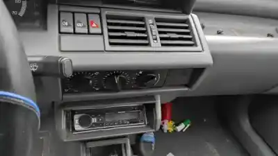 Veicolo di demolizione renault clio i (b/c57_, 5/357_) 1.2 (b/c/s57a b/c57s 5/357f 5/357j 5/357l 5/357r) dell'anno 1994 alimentato  Veicolo di demolizione renault clio i (b/c57_, 5/357_) 1.2 (b/c/s57a b/c57s 5/357f 5/357j 5/357l 5/357r) dell'anno 1994 alimentato