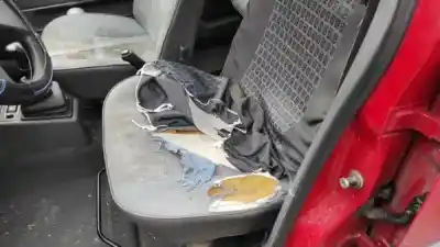 Veicolo di demolizione renault clio i (b/c57_, 5/357_) 1.2 (b/c/s57a b/c57s 5/357f 5/357j 5/357l 5/357r) dell'anno 1994 alimentato  Veicolo di demolizione renault clio i (b/c57_, 5/357_) 1.2 (b/c/s57a b/c57s 5/357f 5/357j 5/357l 5/357r) dell'anno 1994 alimentato