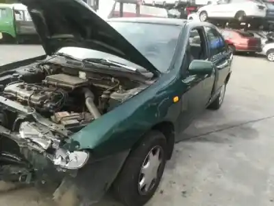 Verschrottungsfahrzeug NISSAN ALMERA I SEDAN (N15)  des Jahres 1995 angetrieben 