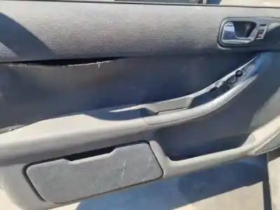 Здавання транспортного засобу audi a3 (8l1) 1.6 року 1998 потужний 